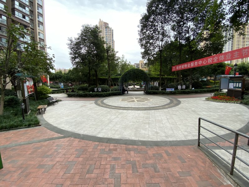 蓝光锦绣城(四期),万宇路169号-成都蓝光锦绣城(四期)二手房,租房