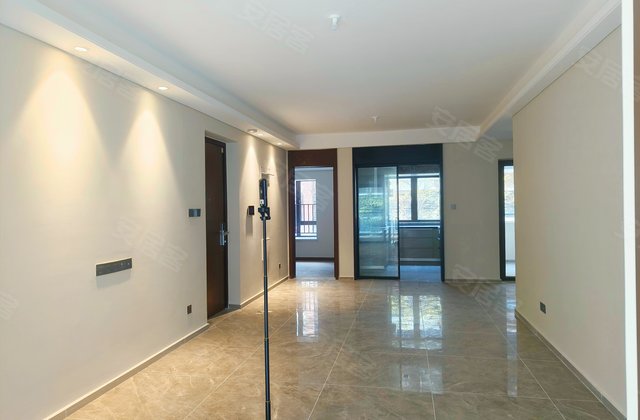 保利紫山花园4室2厅111.03㎡199万二手房图片