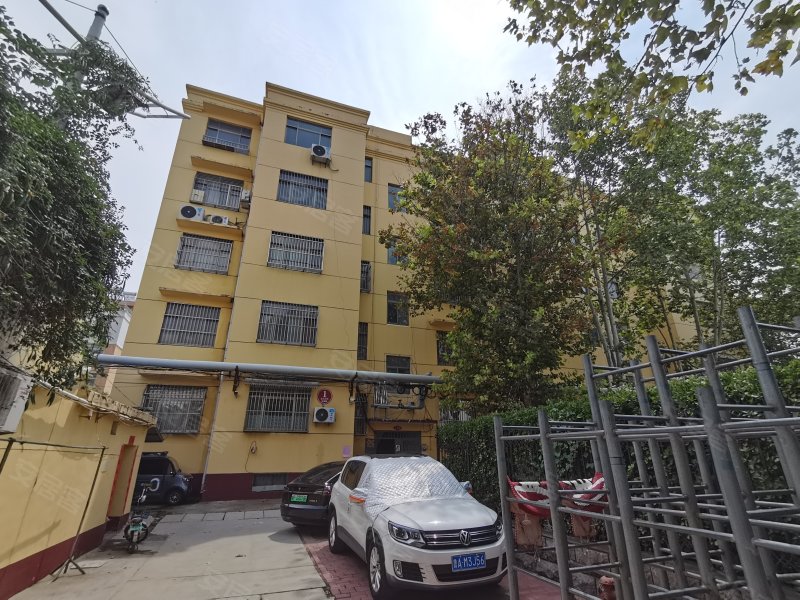 光岳宾馆家属院