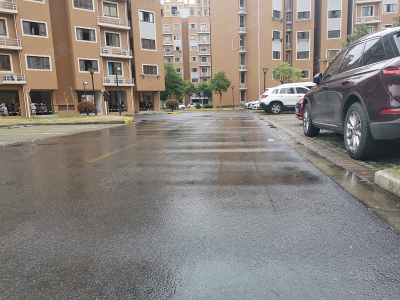 佘北家园竹青苑