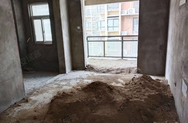 保盛龙城3室2厅129㎡53万二手房图片