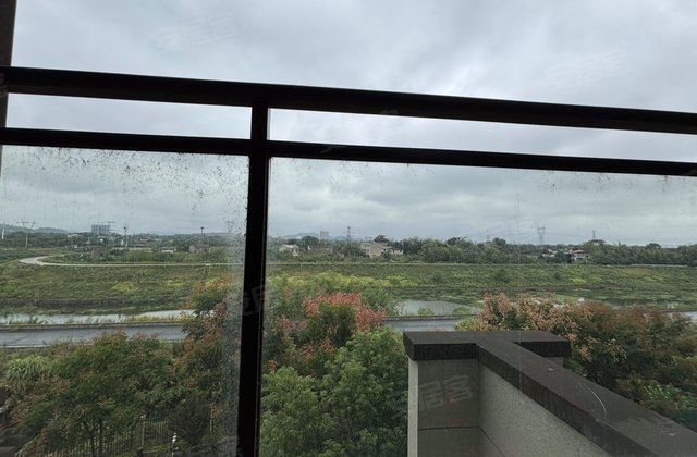 中建昭山印象4室2厅125.02㎡72万二手房图片