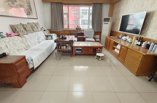 八一小区3室2厅131.63㎡159万二手房图片