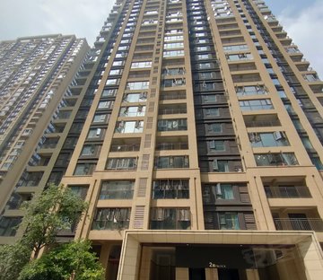 东原启城(三四期) 次新房 商品房 装修好 朝南 双卫格局