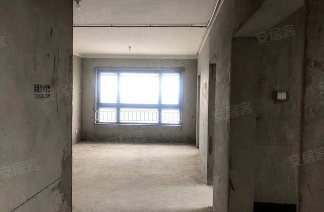 五洲花苑3室2厅107.01㎡52万二手房图片