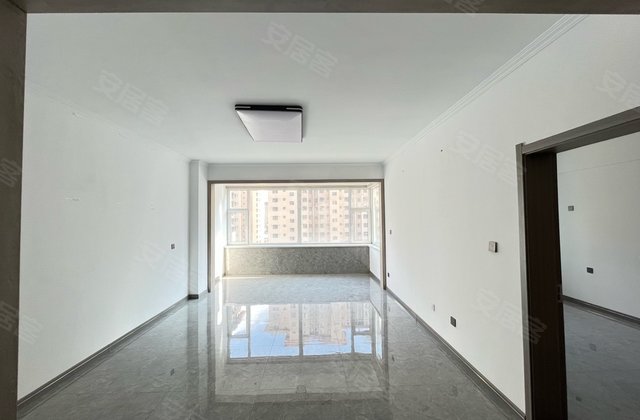 蓝天家园2室2厅107㎡71.8万二手房图片