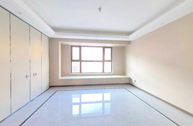 新星宇诗书世家4室2厅135.3㎡98万二手房图片