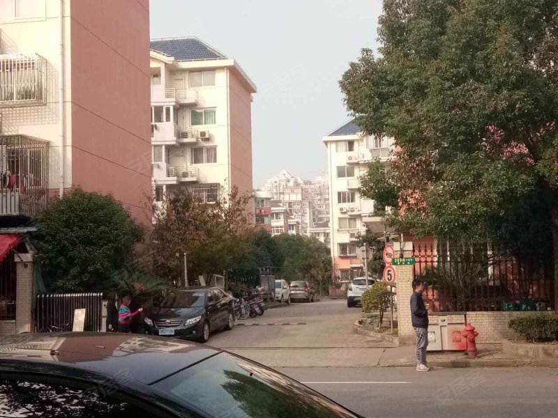 樱花路309弄小区 