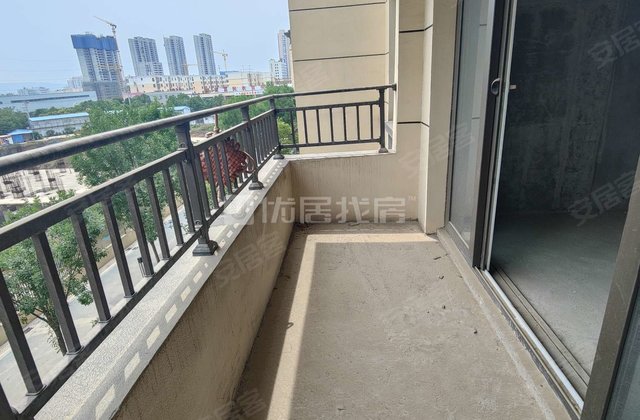 保利锦悦和府4室2厅154㎡88万二手房图片