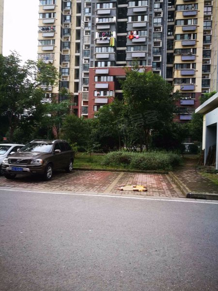 天景山公寓荣华苑