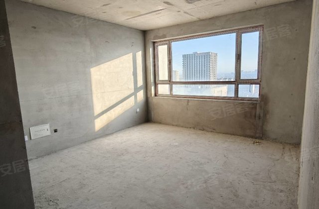 富甲凯旋门2室2厅93㎡35.5万二手房图片