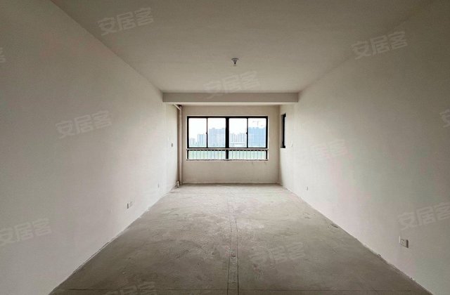 新润花苑3室2厅115㎡61.5万二手房图片