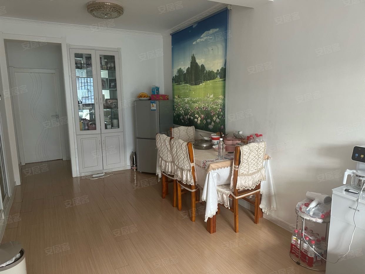 康正花苑3室2厅1卫85.25㎡东南45万