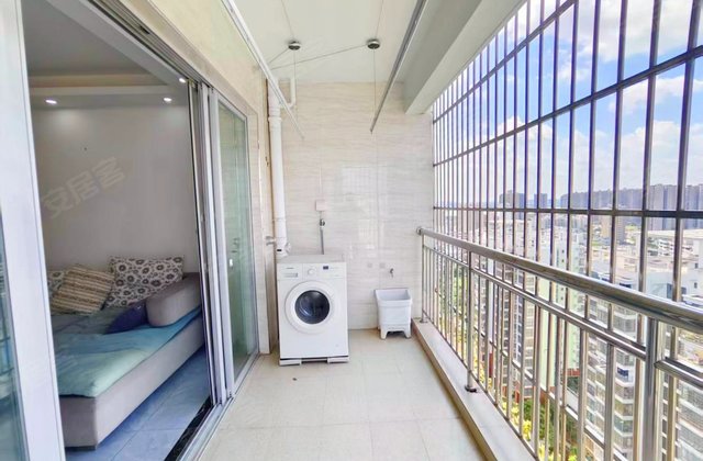 蓝水湾二期3室2厅92.92㎡150万二手房图片