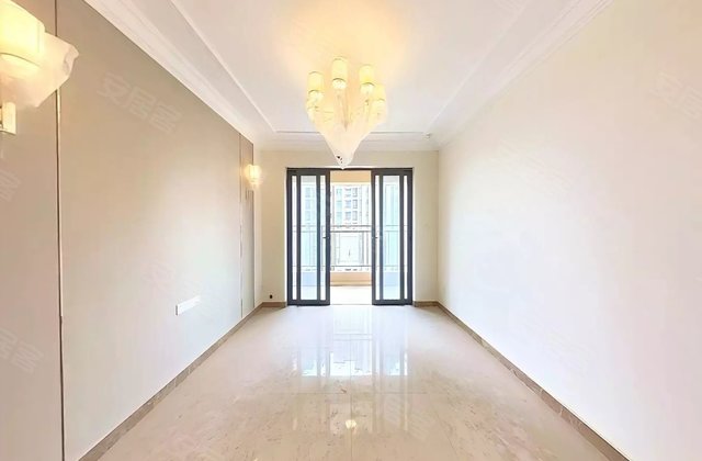 恒大悦龙台3室2厅131㎡110万二手房图片