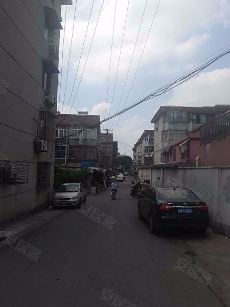 月罗路2425弄小区 