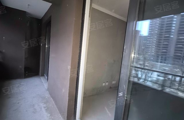 万达楚岳公馆4室2厅139㎡60万二手房图片