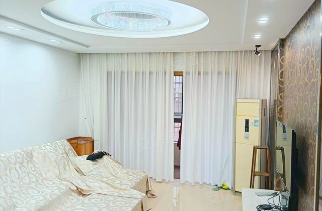 新湖苑小区(北区)3室2厅135㎡80万二手房图片