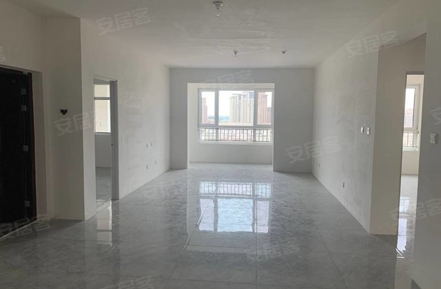 安竣育新小区3室2厅135㎡75万二手房图片