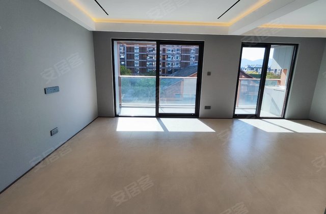 东方诚品4室2厅130㎡170万二手房图片