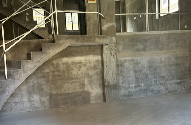 香溪名苑(别墅)5室2厅300㎡130万二手房图片