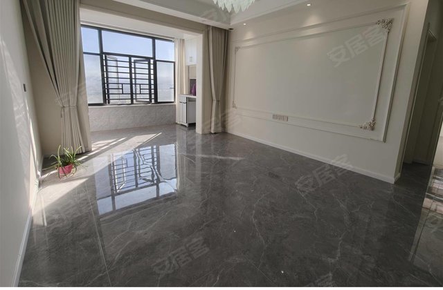 正洪银座3室2厅119㎡45万二手房图片