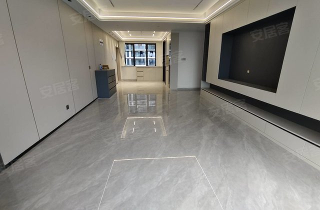 冻头华府4室2厅137.66㎡107万二手房图片