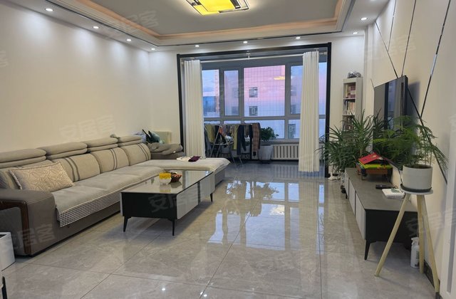 怡园3室2厅144㎡47万二手房图片