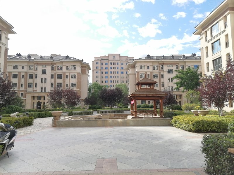 香格里拉国际城,芳草路5号-赤峰香格里拉国际城二手房,租房,房价-赤峰