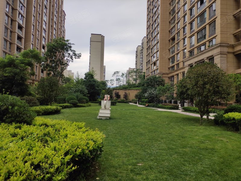 紫藤庄园,明湖路-六盘水紫藤庄园二手房,租房,房价-六盘水安居客