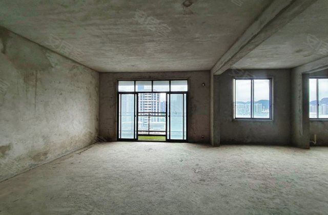 汇东一品4室2厅173.42㎡78.6万二手房图片
