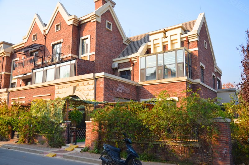 重汽莱蒙湖(别墅)