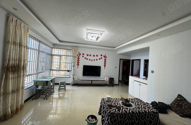 鑫御华都3室2厅133.3㎡51万二手房图片