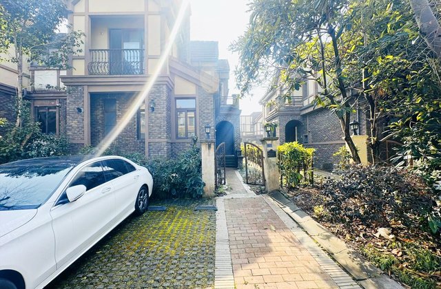 富力湾(别墅)4室2厅185㎡330万二手房图片