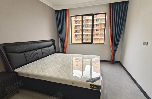 日新小区1室1厅58㎡14万二手房图片