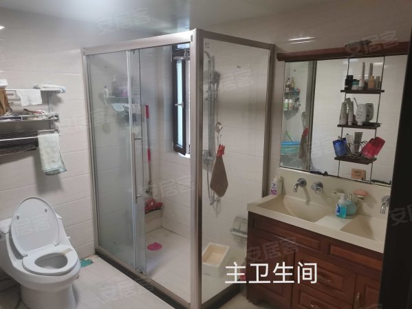 泰盛森香水岸4室4厅2卫225㎡南200万