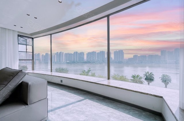 滨江怡景5室2厅198㎡48.8万二手房图片