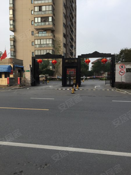 浦江坤庭翠御(公寓住宅) 