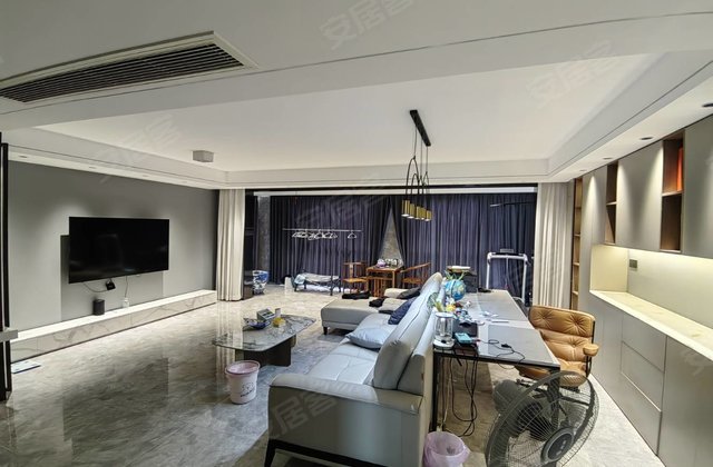 邻水华府4室2厅200㎡236万二手房图片