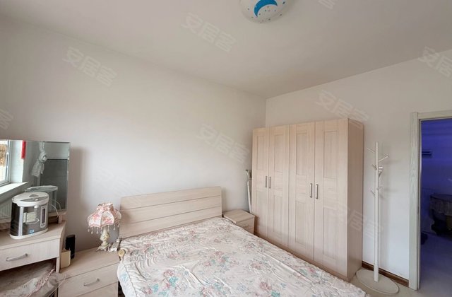 湖畔香台3室2厅90.24㎡26万二手房图片