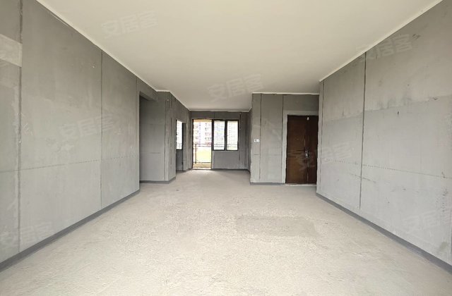 保利中央公馆4室2厅177.32㎡89万二手房图片