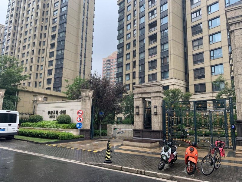 华府天地睿园对口小学图片