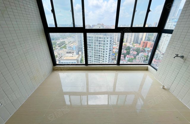 龙昆悦城3室2厅93.15㎡169万二手房图片