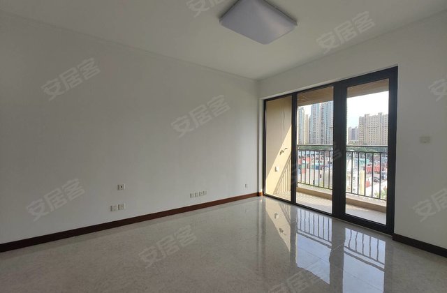 华发九龙湾(三四期29-52号)3室2厅100㎡96.8万二手房图片