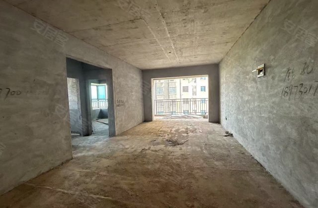 御湖观邸2室2厅70㎡29.8万二手房图片