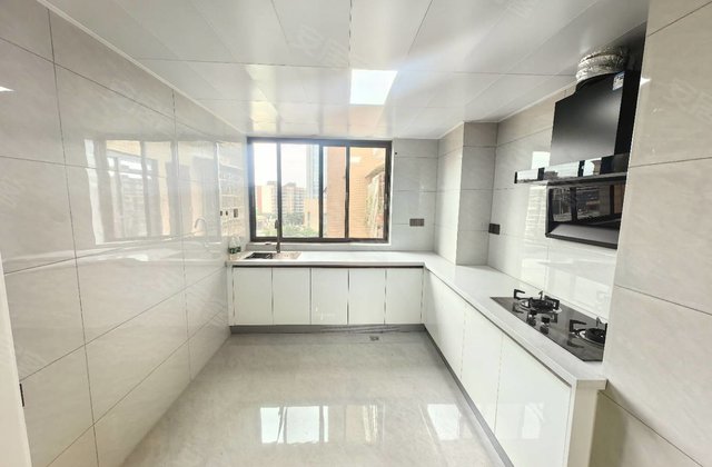 航天道1号小区4室2厅120㎡86万二手房图片