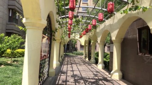 远洋沁山水上品