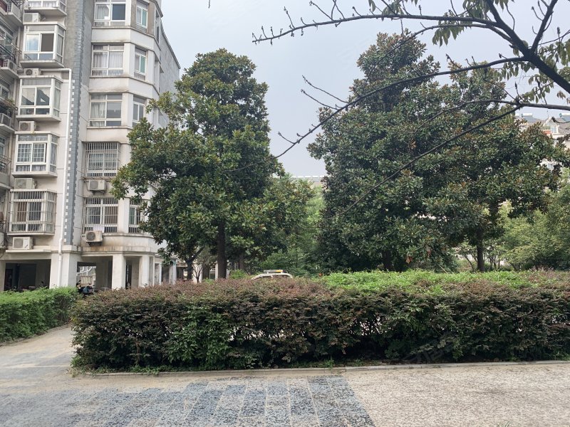 钢城花园