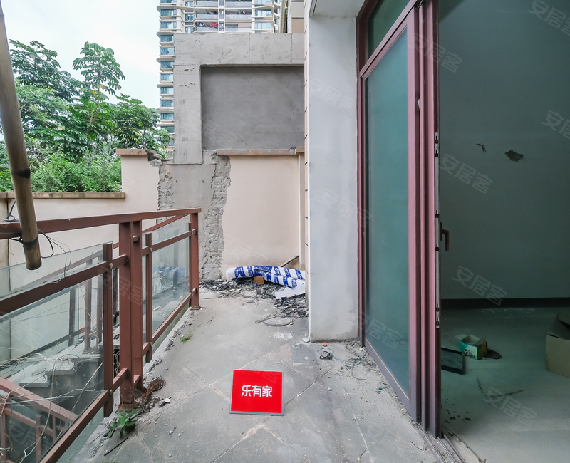 雅湖半岛经典联排 前后花园南北对流 S地下室一整层 雅湖半岛 别墅 二手房 609万 3室2厅 3卫 173平米 中山安居客