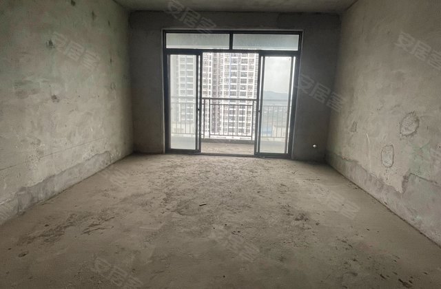 宏桂香兰花园3室2厅119.38㎡46万二手房图片